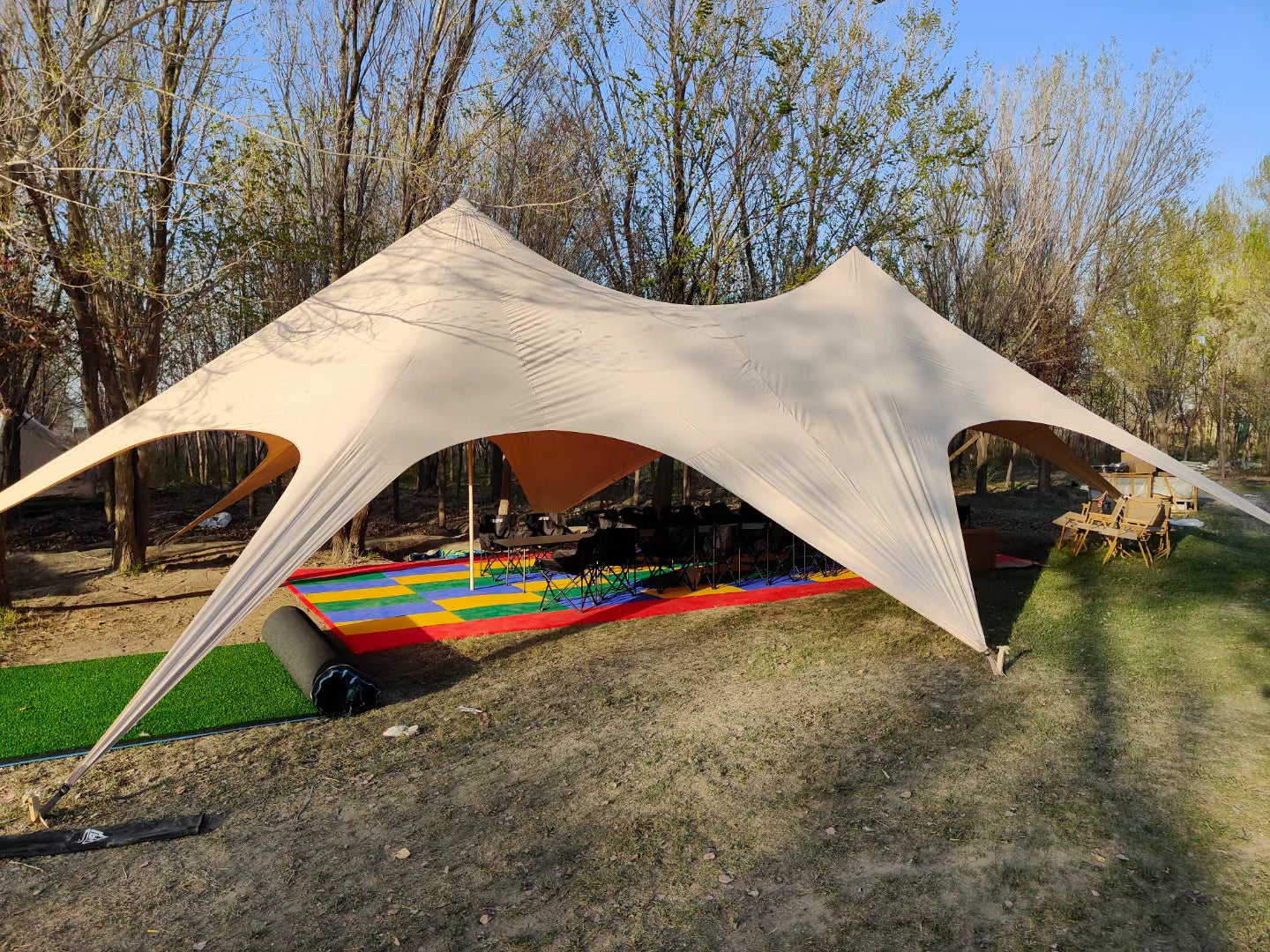 Hump Tent Octopus Shape,Waterproof Sunscreen,Cloud Top Canopy Large Space Multiple Sizes Thick Oxford,for Camping Wedding Party